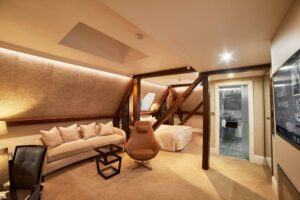Lansbury Hotel Room